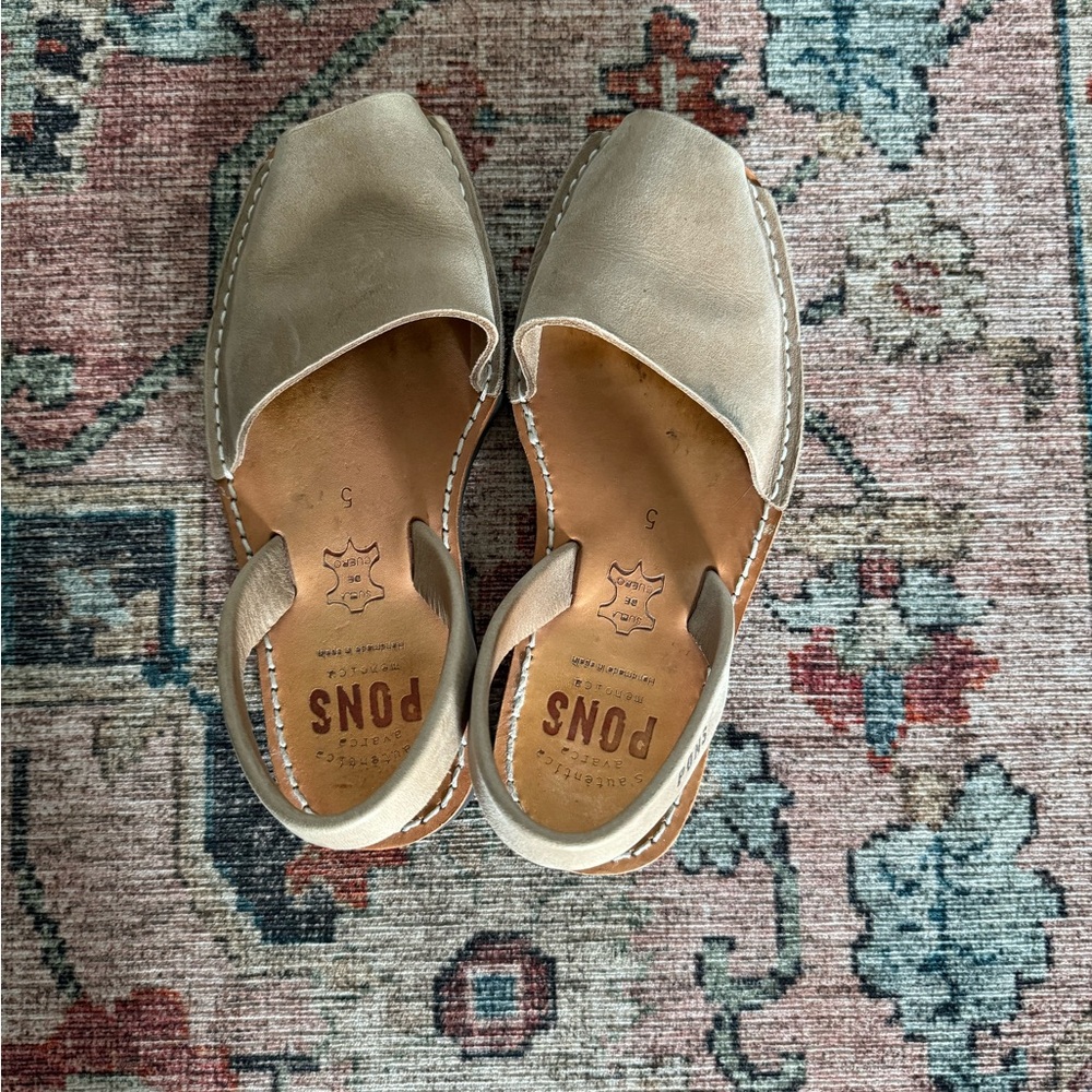 PONS leather sandals
